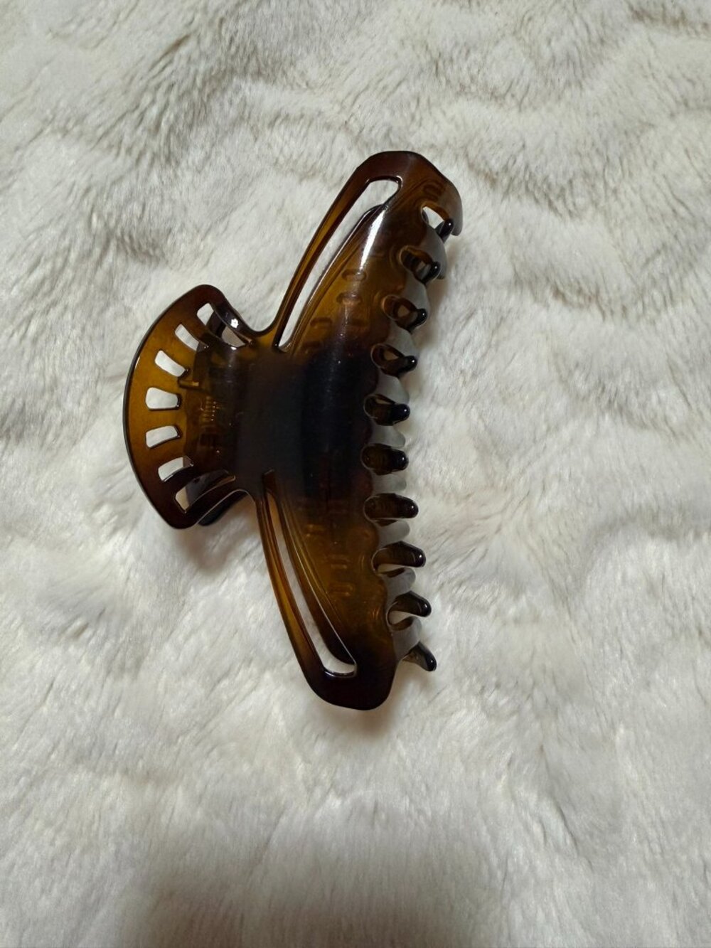 scünci No-Slip Grip jumbo claw clip